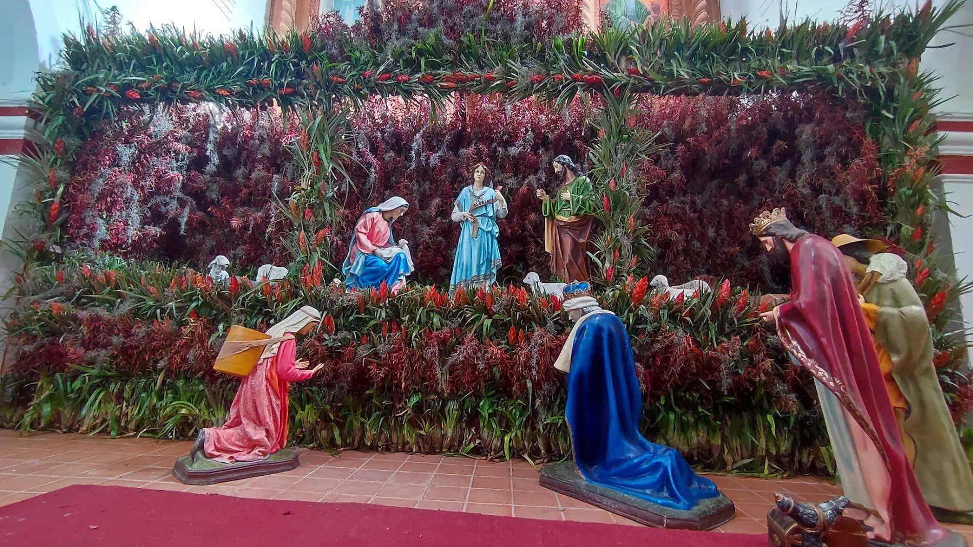 nacimiento niño florero 